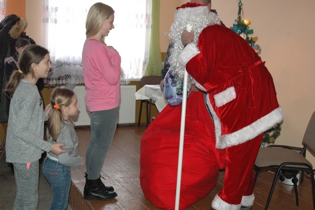 Koło Gospodyń Wiejskich Międzyleś - Choinka